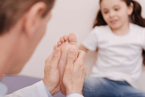 Nous évaluons et traitons les fractures du pied ou de la cheville chez l